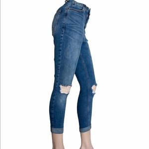 💥HOST PICK💥TopShop Moto Jamie Jeans